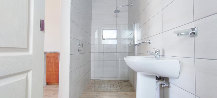 2 Bedroom Property for Sale in Franskraal Western Cape